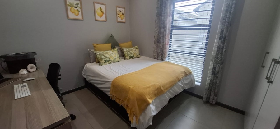 To Let 3 Bedroom Property for Rent in Turnberry Village Western Cape